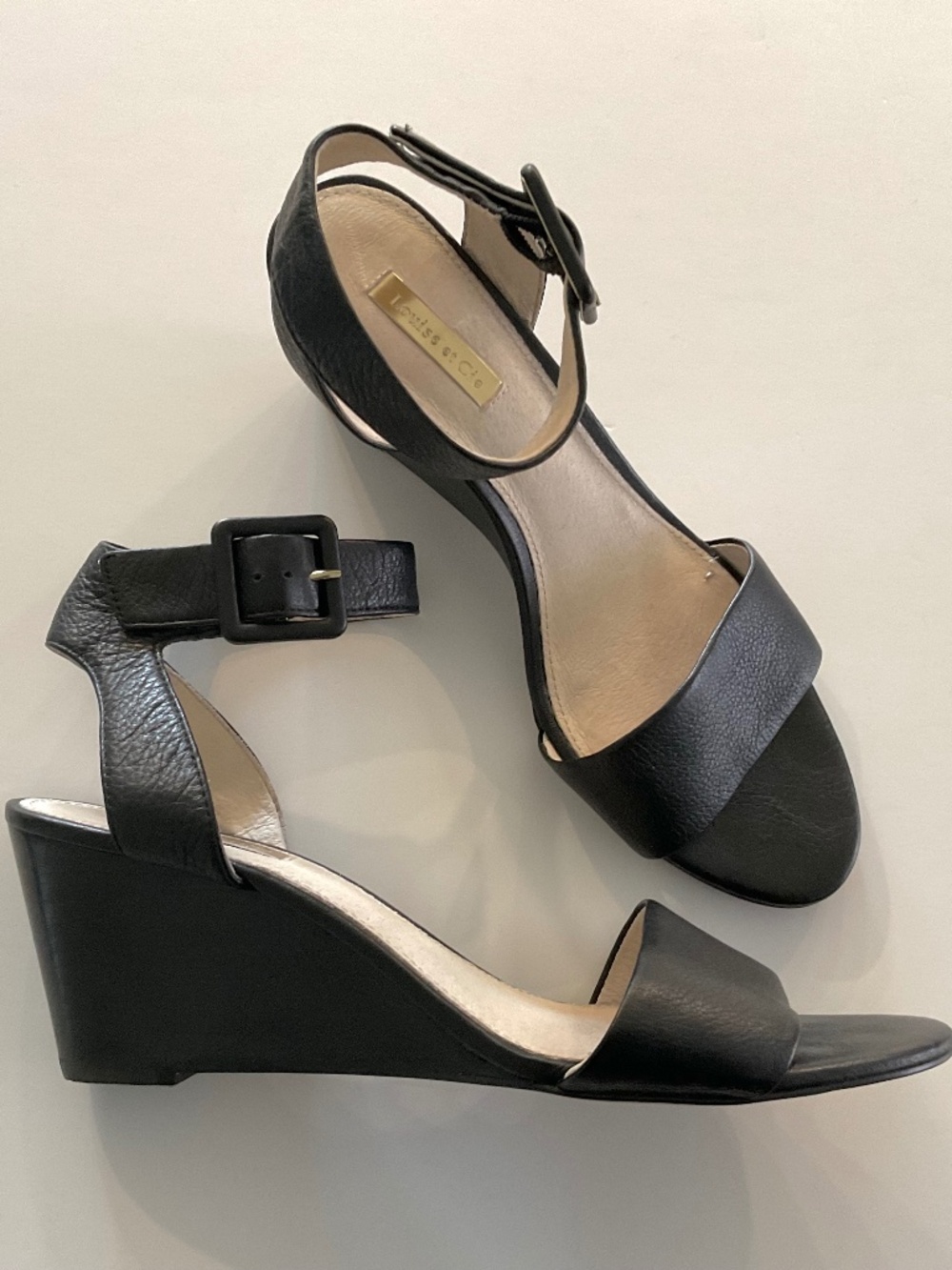 LOUISE ET CIE Punya Wedge Sandal in Black Leather Size 9.5